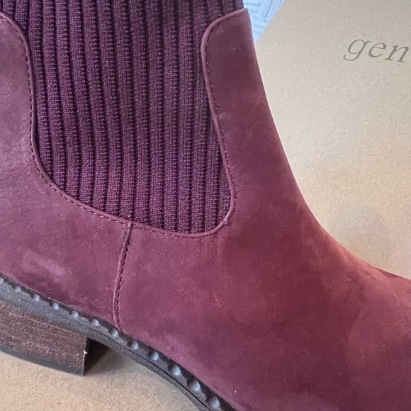 Gentle Souls by Kenneth Cole Burgundy Suede Chelsea Boots - Picture 4 of 4
